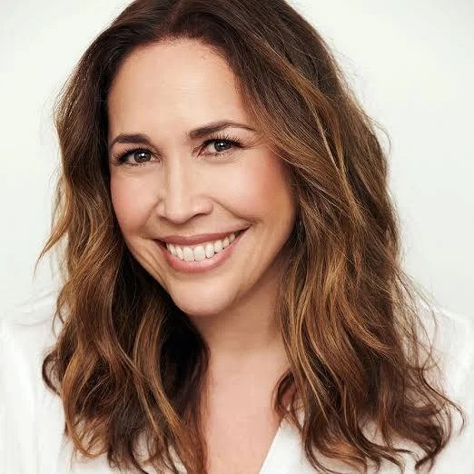 Andrea Burns